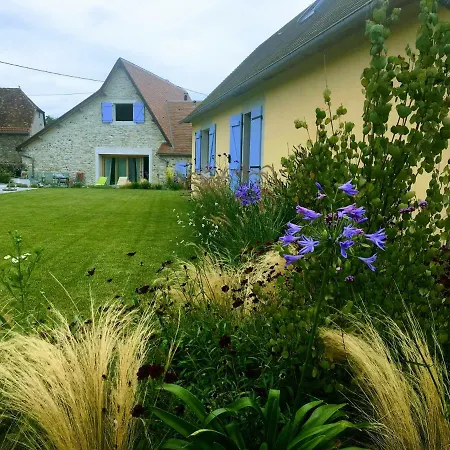 Maison Camu بيت للعطل