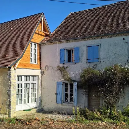Maison Camu بيت للعطل