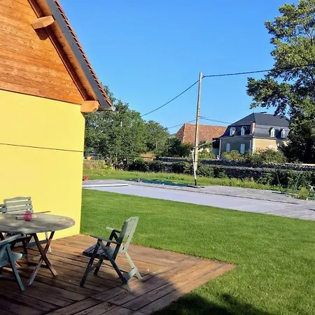 Maison Camu بيت للعطل *